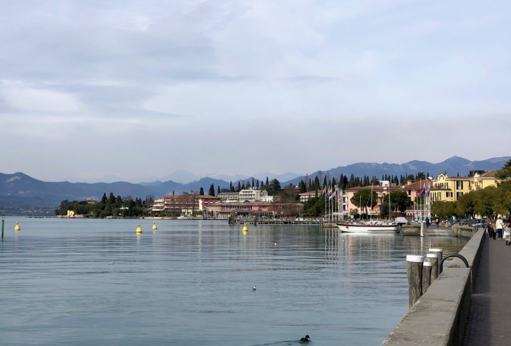 traveling in Italy during the COVID19 outbreak 
